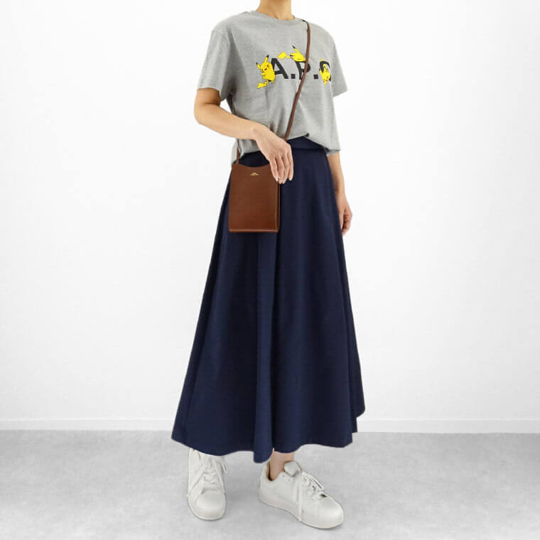 A.P.C. レディース Tシャツ PIKACHU COEZB F26316 GRIS グレー PLB