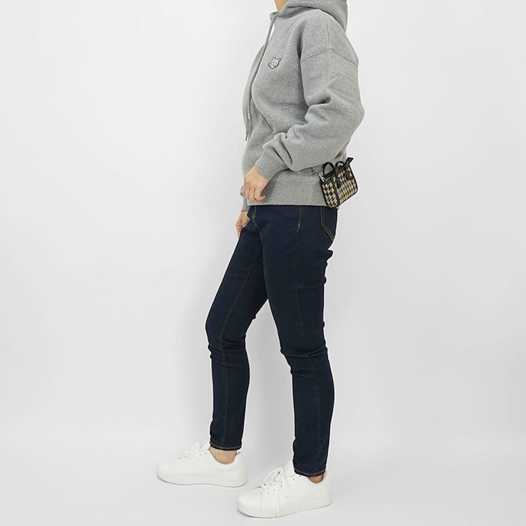 MAISON KITSUNE レディース パーカー BOLD FOX HEAD PATCH COMFORT HOODIE MW00704 KM0307 2カラー