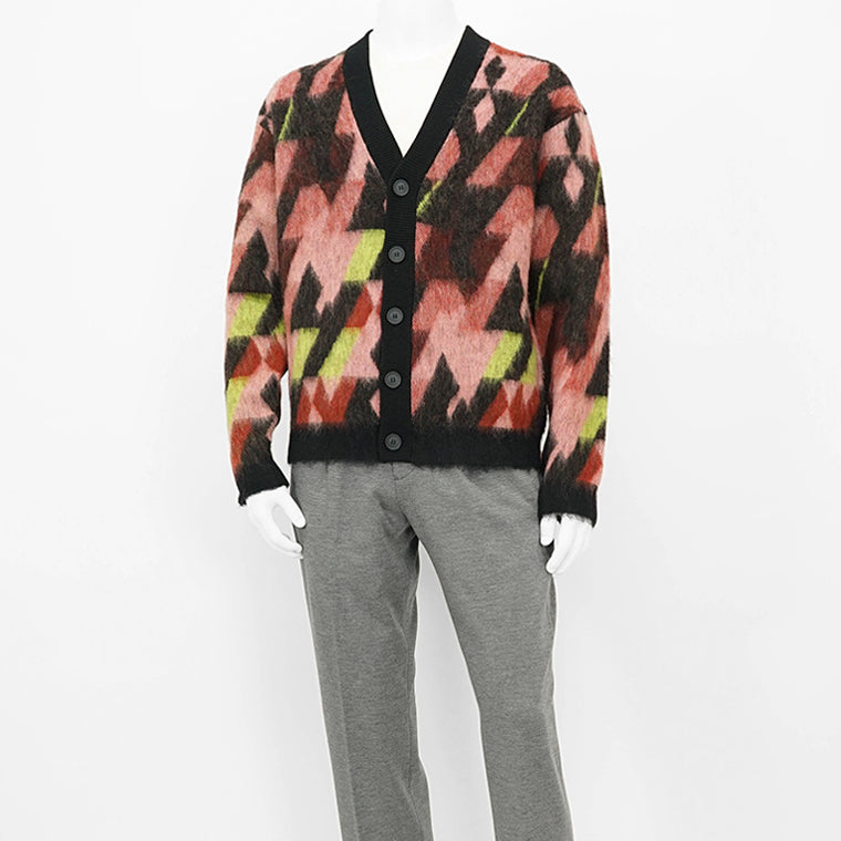 MAISON KITSUNE メンズ カーディガン GRAPHIC MOHAIR JACQUARD CARDIGAN NM00502 KM0323 PECAN PASTURE ROSE パステルローズ B259