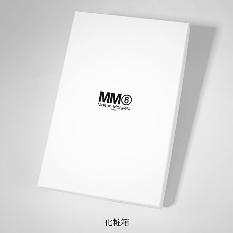 MM6 Maison Margiela レディース メンズ コインケース SA5UI0018 P4344 ブラック T8013