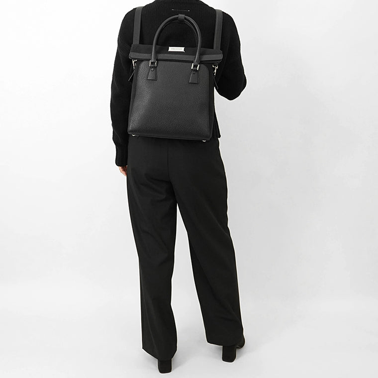 Maison Margiela メンズ レディース ショルダーバッグ 5AC DAILY VERTICAL SMALL SB1WA0013 P4348 ブラック T8013