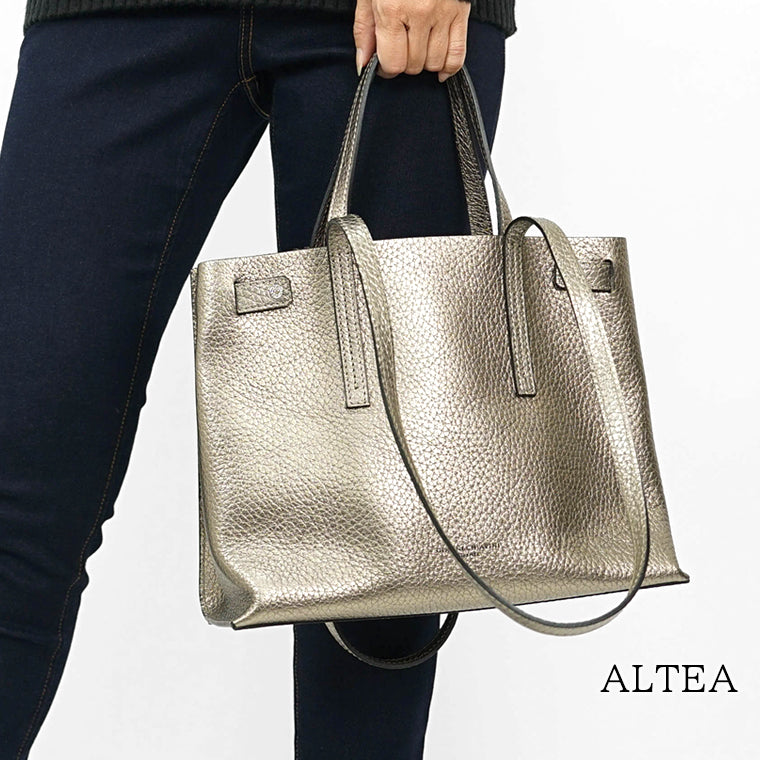 GIANNI CHIARINI シルバー レザートートバッグ GIANNI CHIARINI / CAMILLA メタリック レザートートバッグ