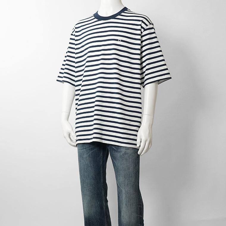 【2026SS SUMMER SALE】AMI メンズ Tシャツ AMI DE COEUR UTS374 JE0210 ENCRE BLANC ホワイト ネイビー A044