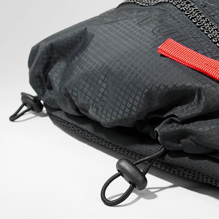 DIESEL メンズ レディース ワンショルダーバッグ ZIP D CROSSBODY X X10054 P6872 ブラック T8013