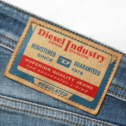 DIESEL メンズ ジーンズ 1985 LARKEE 00C06P 0ADBR ウォッシュブルー 01