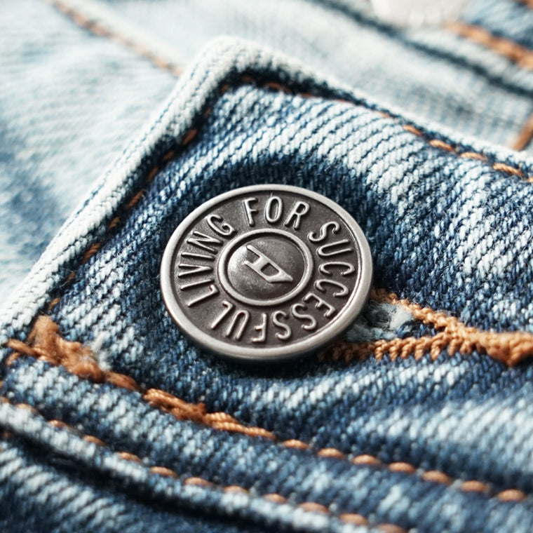 DIESEL メンズ ジーンズ 1985 LARKEE 00C06P 0DBDV ウォッシュブルー 01