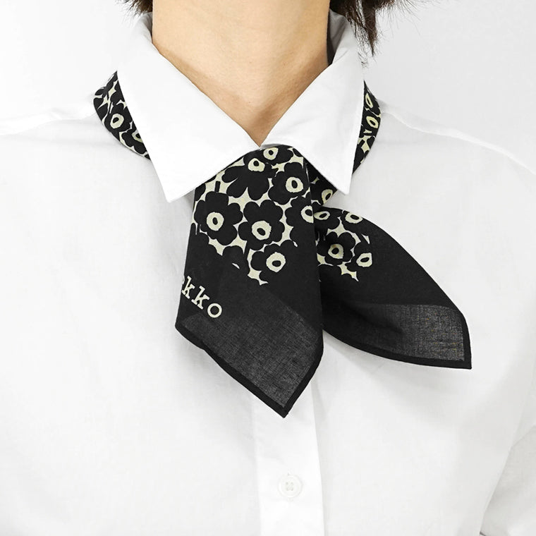 marimekko レディース スカーフ ASTRILLI PIKKUINEN UNIKKO 090603 BEIGE BLACK ベージュ ブラック 098