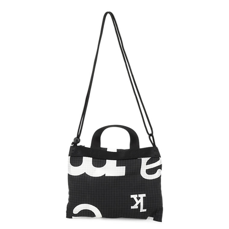 marimekko レディース メンズ ショルダーバッグ FUNNY CROSS POCKET MARIMERKKI 092210 BLACK WHITE ブラック ホワイト 992