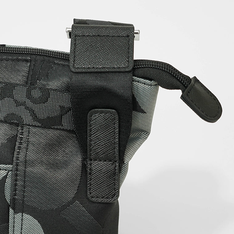 marimekko レディース メンズ ショルダーバッグ CARRY ALL UNIKKO 094634 GREY DARK GREY BLACK グレー ダークグレー ブラック 990