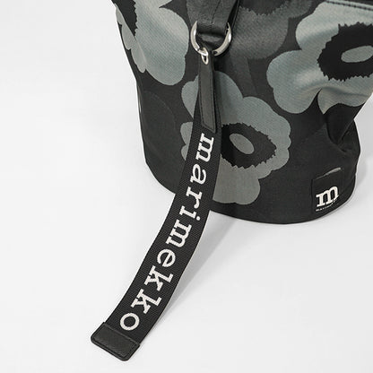marimekko レディース メンズ ショルダーバッグ CARRY ALL UNIKKO 094634 GREY DARK GREY BLACK グレー ダークグレー ブラック 990