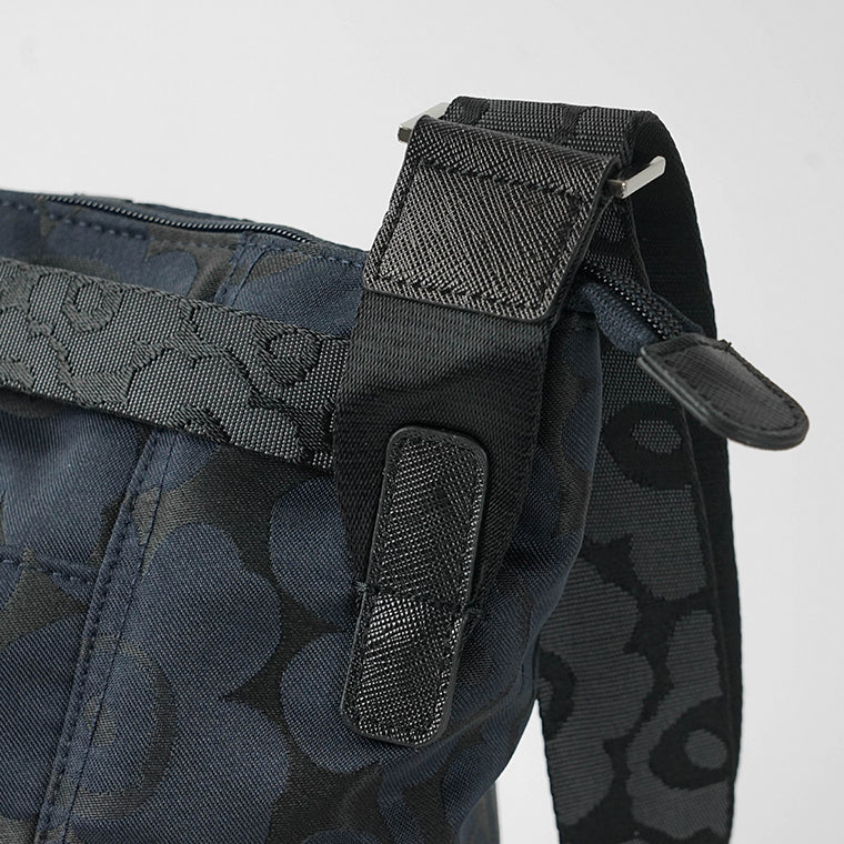 marimekko レディース メンズ ショルダーバッグ CARRY ALL UNIKKO 095300 ダークネイビー 550