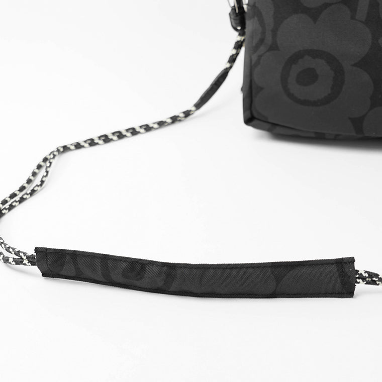 marimekko レディース ショルダーバッグ ILOISA MINI UNIKKO 095329 ブラック 990