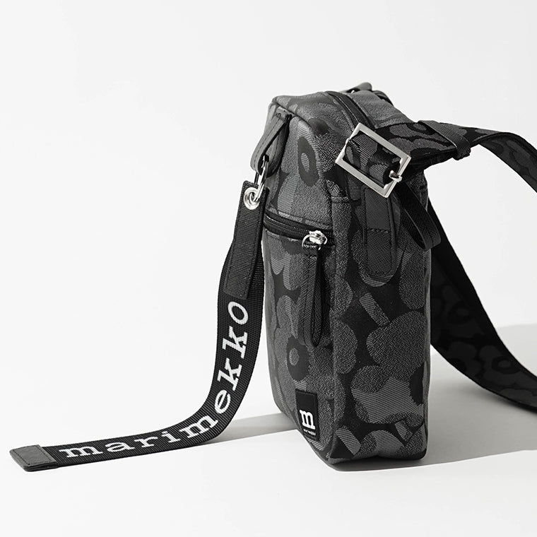 marimekko レディース メンズ ショルダーバッグ CAMERA BAG UNIKKO 095839 095838 2カラー