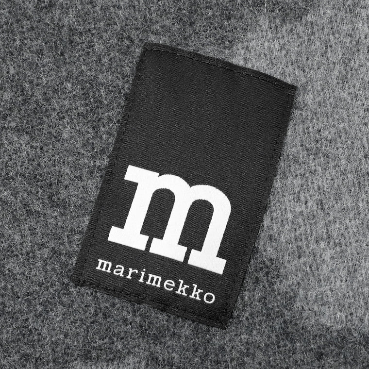 marimekko レディース メンズ 中判ストール マフラー IDENTTINEN UNIKKO 096209 グレー 919