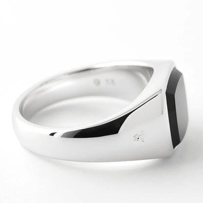 TOM WOOD メンズ リング KAY RING POLISHED ONYX 101276 シルバー