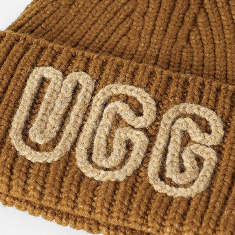UGG レディース メンズ ニットキャップ CHUNKY CRAFTED RIB BEANIE 102345 3カラー