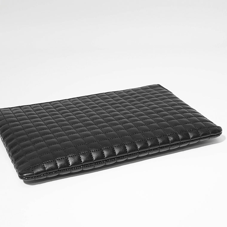 CELINE レディース クラッチバッグ C CHARM POUCH 10B813BFL BLACK 38NO ブラック