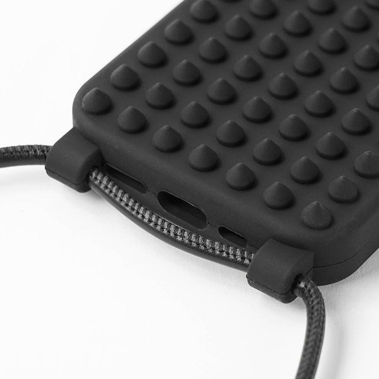 CHRISTIAN LOUBOUTIN メンズ レディース iPhone 16 Pro 専用ケース FUNKY 1265013 BLACK ブラック BK01