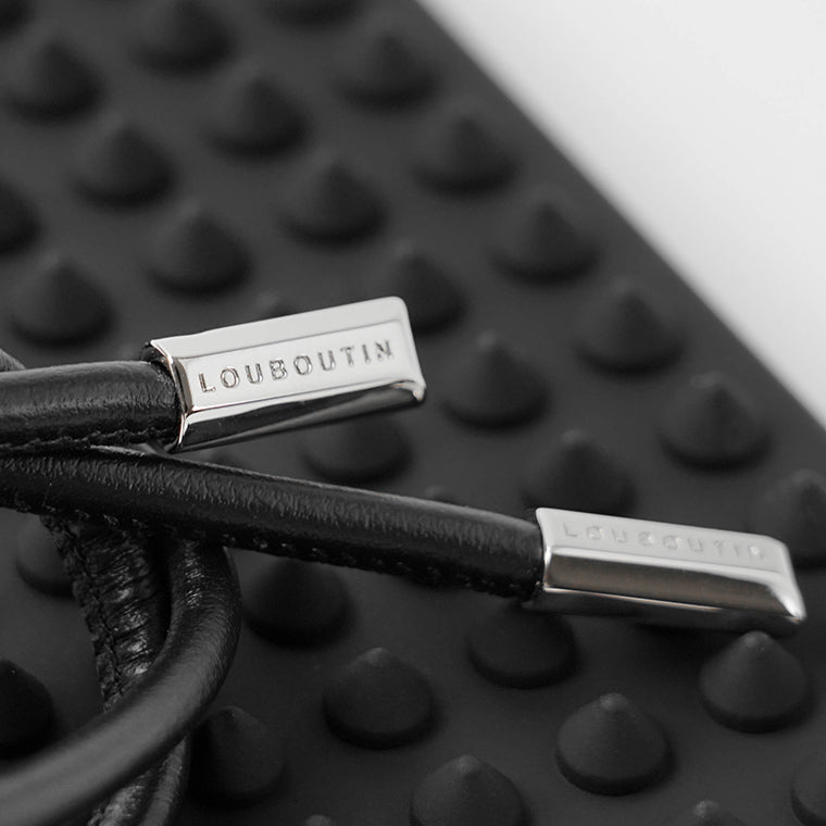 CHRISTIAN LOUBOUTIN メンズ レディース iPhone 16 Pro 専用ケース FUNKY 1265013 BLACK ブラック BK01