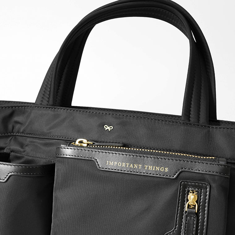 ANYA HINDMARCH レディース バッグ E W TOTE MINI MULTI POCKET 193474 ブラック BLACK