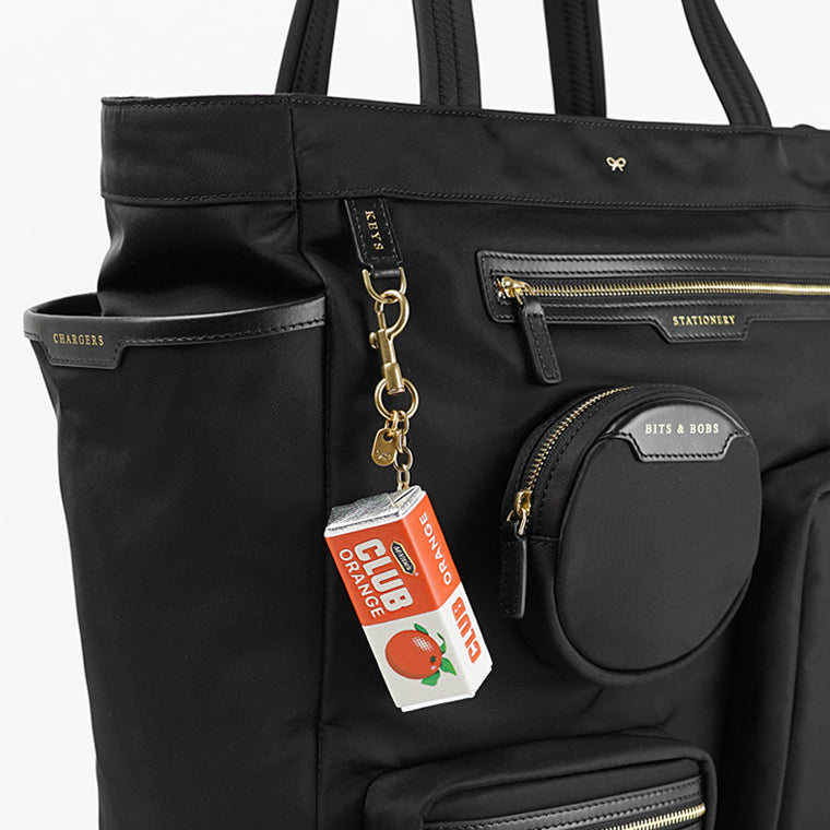 ANYA HINDMARCH レディース チャーム 197748  193757  195386  200615 4カラー