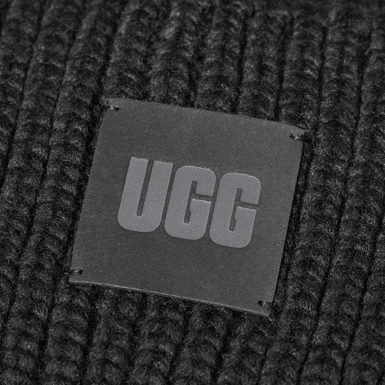 UGG レディース メンズ ニットキャップ CHUNKY RIB BEANIE 20061 5カラー