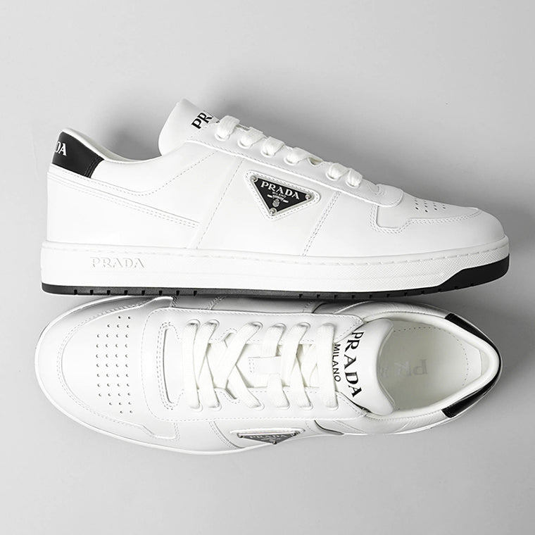 PRADA メンズ スニーカー DOWNTOWN LEATHER SNEAKERS 2EE364 3LJ6 BIANCO NERO ホワイト ブラック F0964