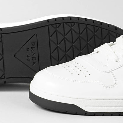 PRADA メンズ スニーカー DOWNTOWN LEATHER SNEAKERS 2EE364 3LJ6 BIANCO NERO ホワイト ブラック F0964