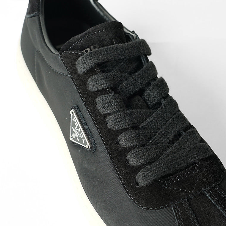 PRADA メンズ スニーカー NYLON SCAMOSCIATO 2EE454 D7C NERO 1 ブラック F0632