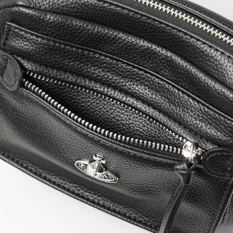 Vivienne Westwood レディース メンズ ショルダーバッグ HANNAH CROSSBODY 48030019U S000D BLACK ブラック N403