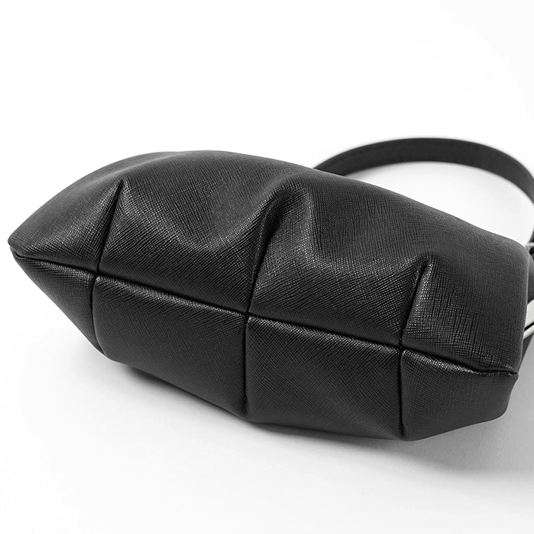 Vivienne Westwood レディース ショルダーバッグ GRANNY FRAME PURSE 4B010007W S0021 BLACK ブラック N401