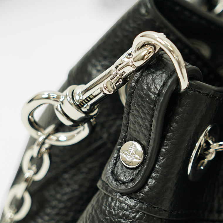 Vivienne Westwood レディース ショルダーバッグ CHRISSY SMALL BUCKET 4C030004W S000D BLACK ブラック N403