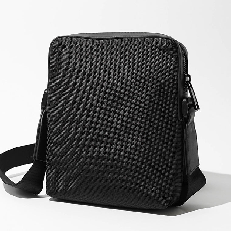 HUGO BOSS メンズ ショルダーバッグ RAY N NS ZIP 50536169 ブラック 001