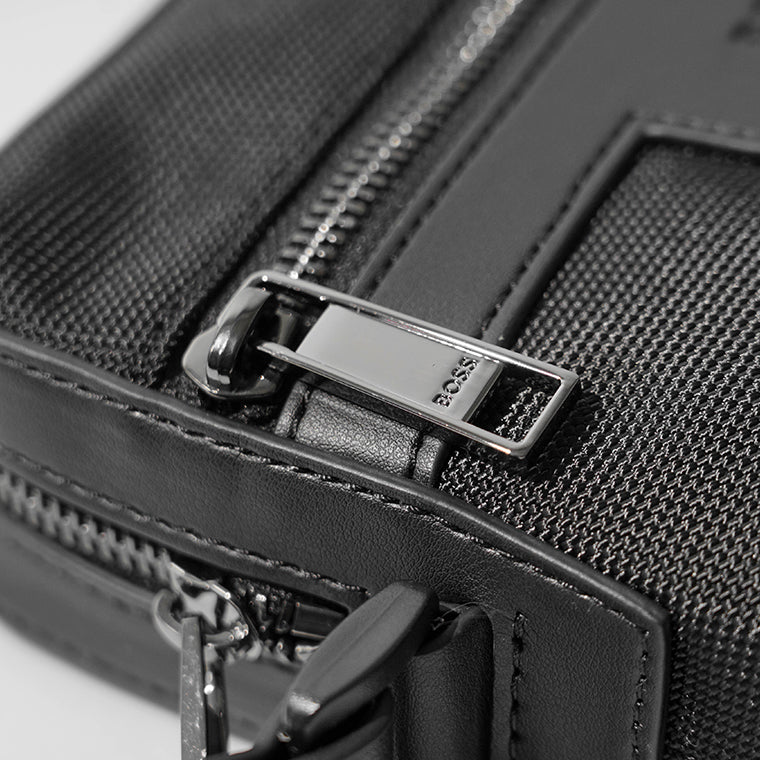 HUGO BOSS メンズ ショルダーバッグ RAY N NS ZIP 50536169 ブラック 001