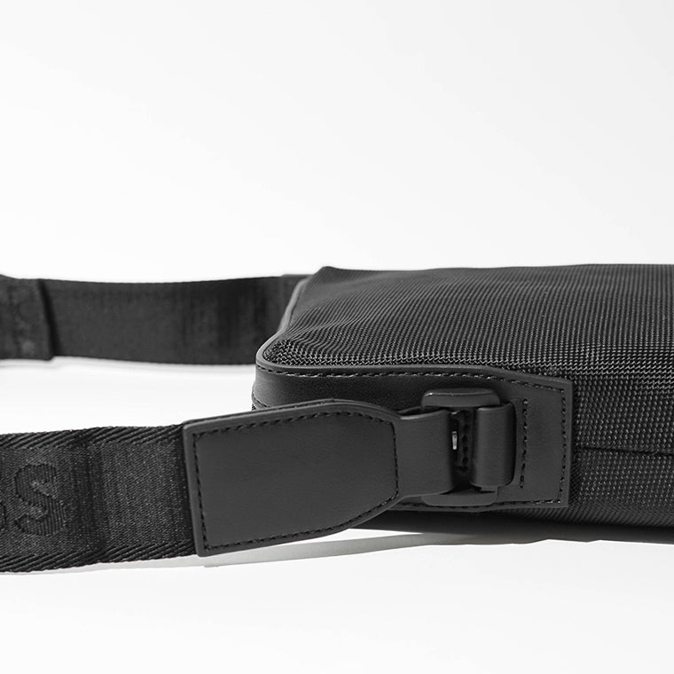 HUGO BOSS メンズ ショルダーバッグ RAY N NS ZIP 50536169 ブラック 001