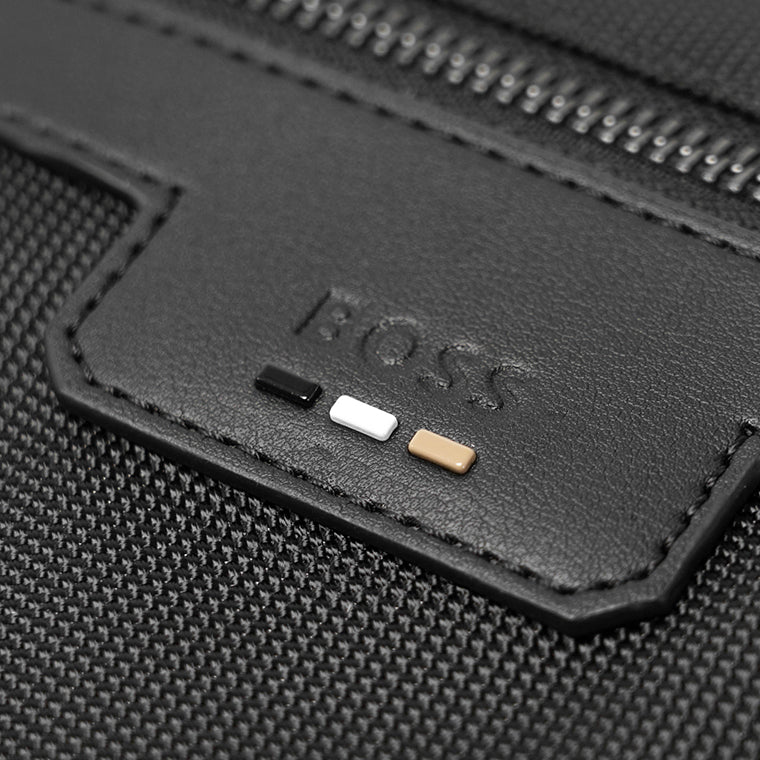 【美品】HUGO BOSS　ヒューゴボス　ビジネスバッグ　シボ皮　ブラック HUGO BOSS (ヒューゴボス) メンズ ブリーフバッグ シボレザー 3way