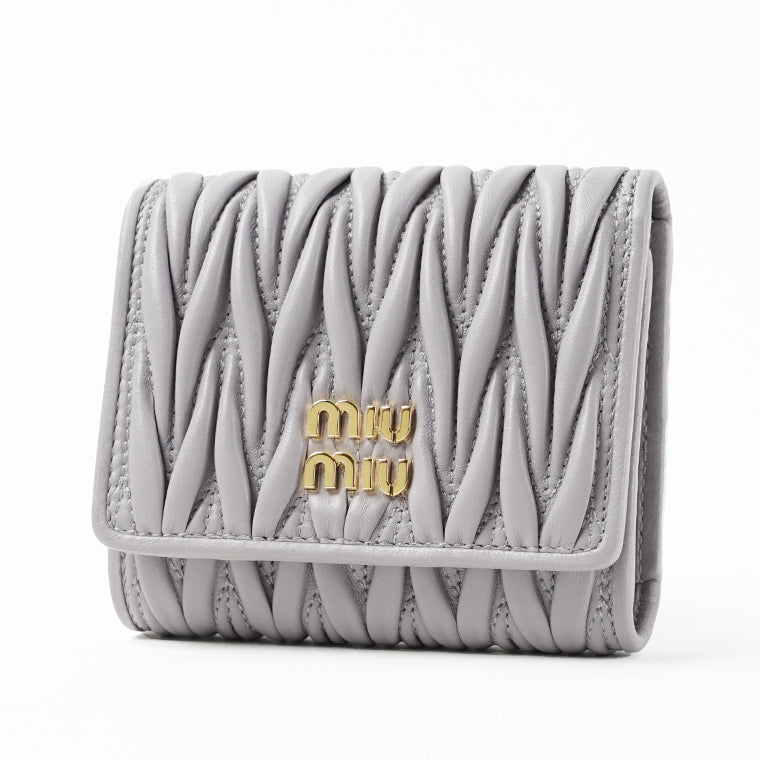 MIU MIU レディース 3つ折り財布 MATELASSE' MIU 5MH033 AFPP 2カラー