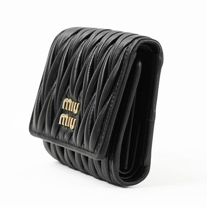 MIU MIU レディース 3つ折り財布 MATELASSE' MIU 5MH033 AFPP 2カラー