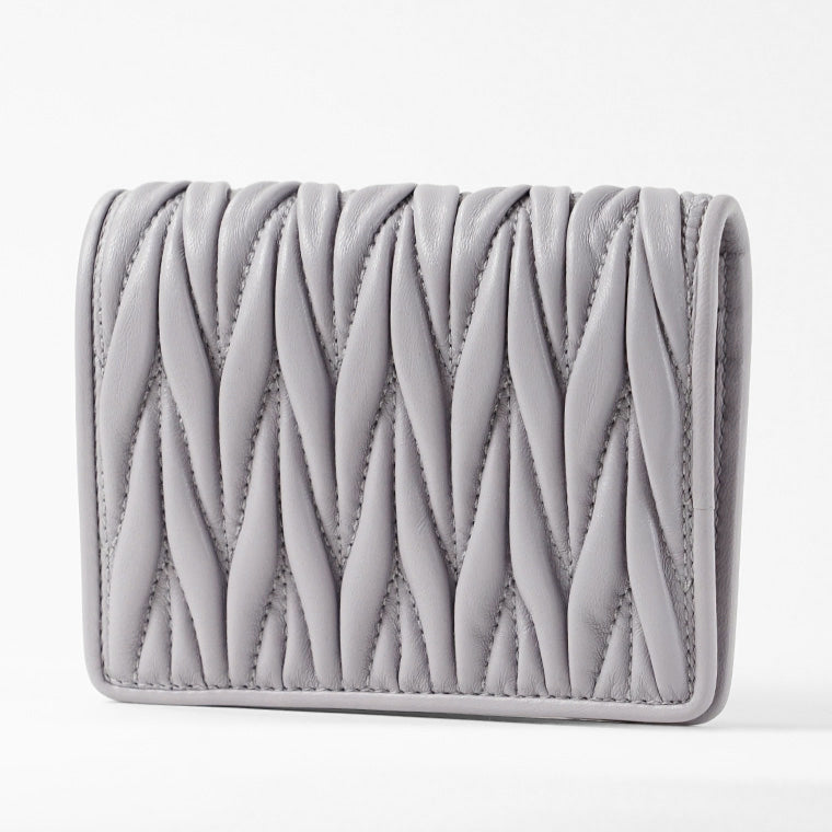 MIU MIU レディース 2つ折り財布 MATELASSE' MIU 5MV204 AFPP 2カラー