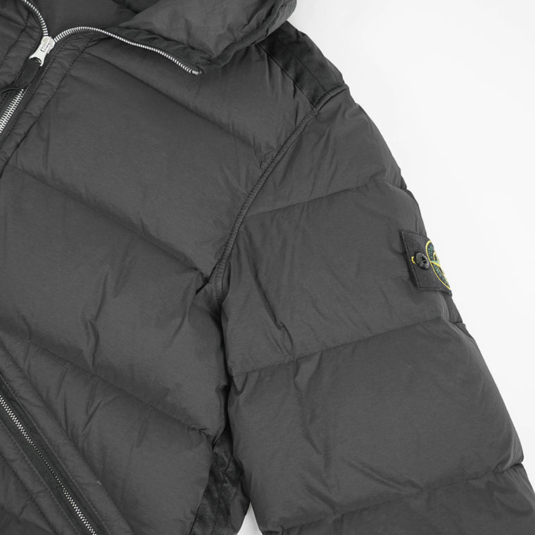 ストーンアイランド　ダウン STONE ISLAND ストーンアイランド ダウンジャケット SEAMLESS