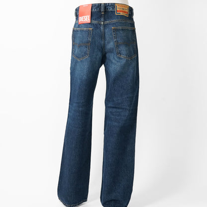 DIESEL メンズ ジーンズ 2001 D MACRO A11598 09I27 ウォッシュブルー 01