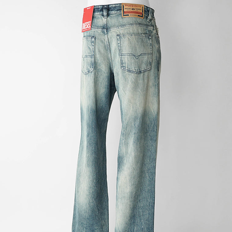 DIESEL メンズ ジーンズ 2001 D MACRO A12821 09N60 ウォッシュブルー 01