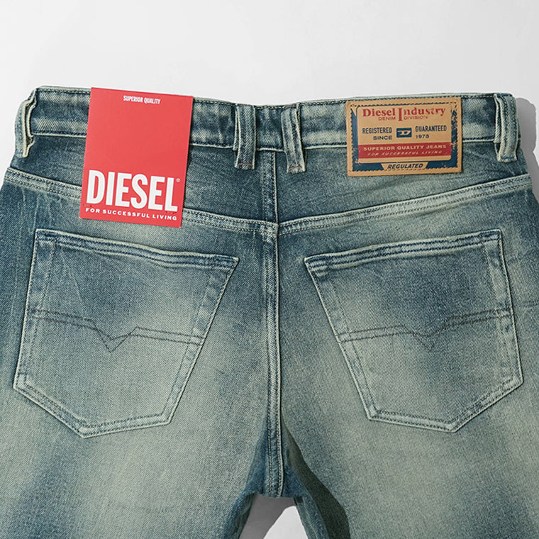 DIESEL メンズ ジーンズ 1993 D VYL A15798 09P34 ウォッシュブルー 01
