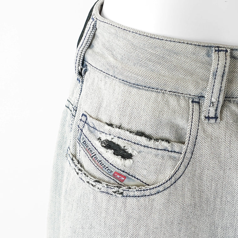 DIESEL メンズ ジーンズ 1997 D ENIM M UC A19817 068UR ウォッシュライトブルー 01