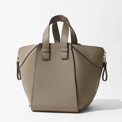【SUMMER FINAL SALE】 LOEWE レディース ショルダーバッグ HAMMOCK COMPACT BAG A538H13X23 A538H13X10 2カラー