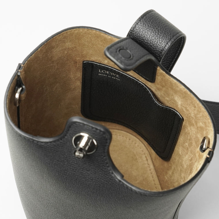 【SUMMER FINAL SALE】 LOEWE レディース ショルダーバッグ PEBBLE BUCKET BAG MINI AANBBBMX31 2カラー