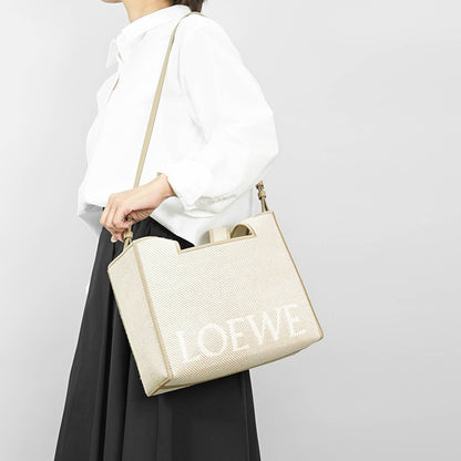 LOEWE レディース トートバッグ FONT TOTE MEDIUM ALF1B61X11 ECRU エクリュ 2370