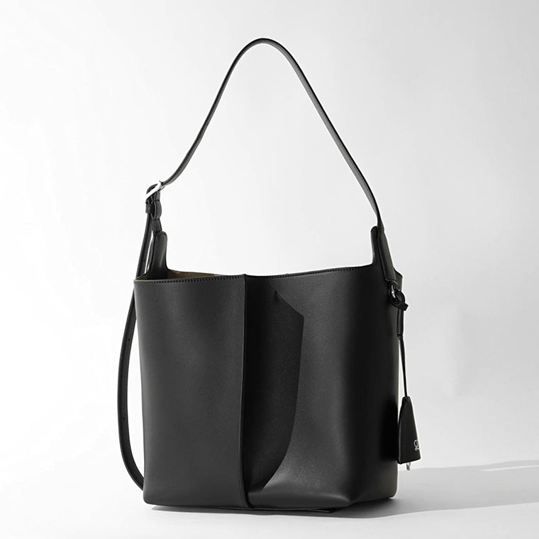 【SUMMER FINAL SALE】 LOEWE レディース ショルダーバッグ BILBAO BUCKET MEDIUM AWRAWRPX01 BLACK ブラック 1100