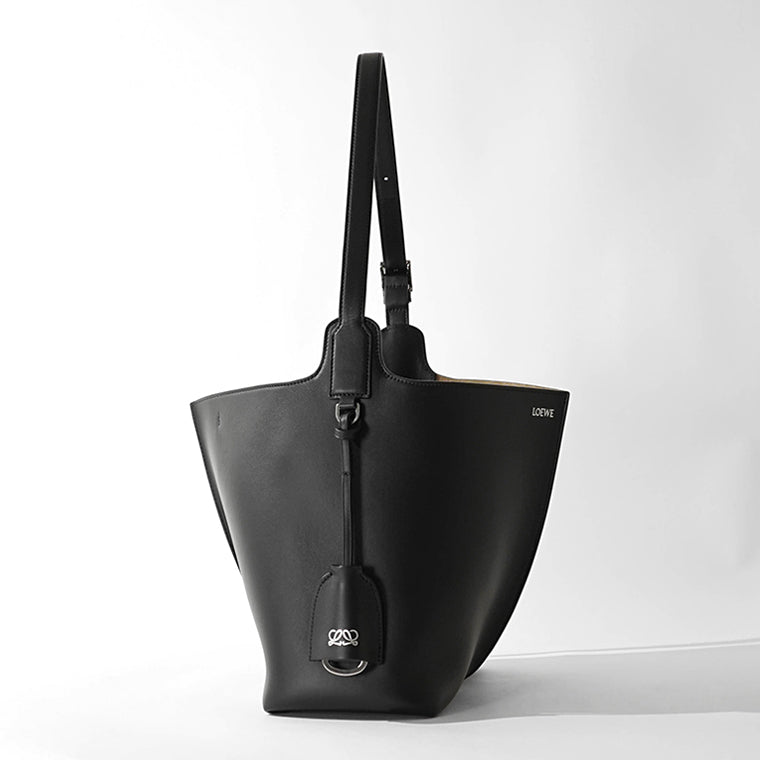 【SUMMER FINAL SALE】 LOEWE レディース ショルダーバッグ BILBAO BUCKET MEDIUM AWRAWRPX01 BLACK ブラック 1100