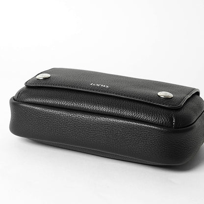 LOEWE メンズ ショルダーバッグ SMALL PEBBLE MESSENGER BAG BANBPCBX01 BLACK ブラック 1100